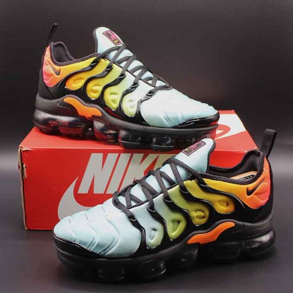 Nike Air VaporMax Plus Bleached Aqua Women’s Size 7.5 - Picture 7 of 16